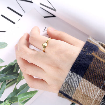 R471 - 18K gold heart-shaped diamond Ring